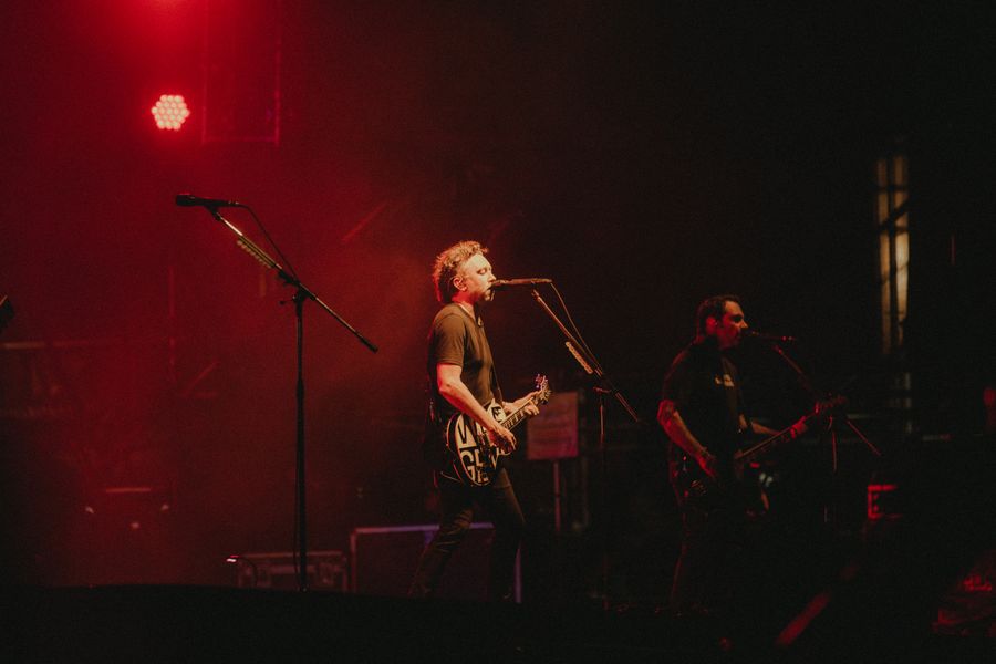 Band and music page layout